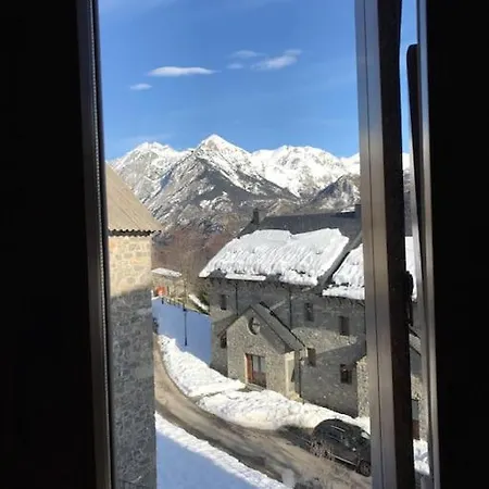 La Abadia En Tramacastilla * Tramacastilla de Tena