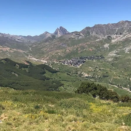 La Abadia En Tramacastilla